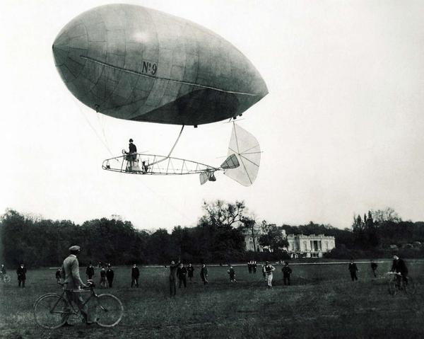 Student Travel in a dirigible